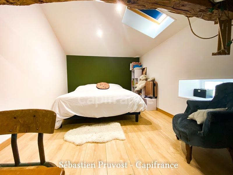 Maison de maîtres - 300 m² - 9 pièces