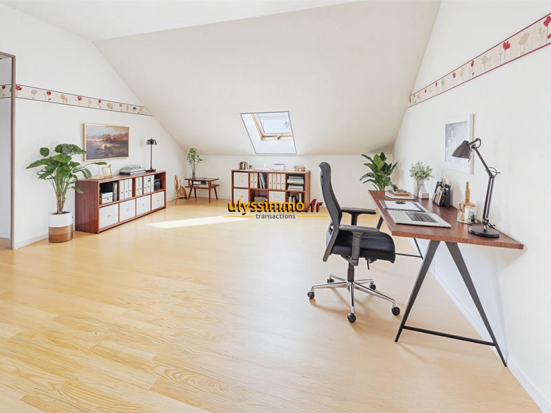 Maison - 184 m² - 8 pièces