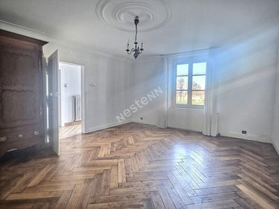 Maison - 163 m² - 7 pièces