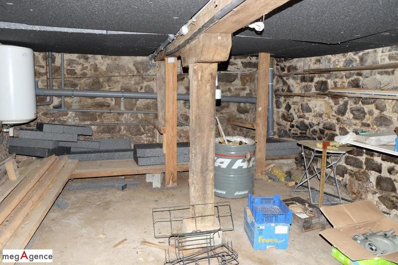 Maison en pierre - 114 m² - 5 pièces