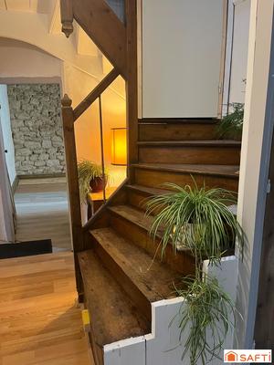 Maison - 215 m² - 10 pièces