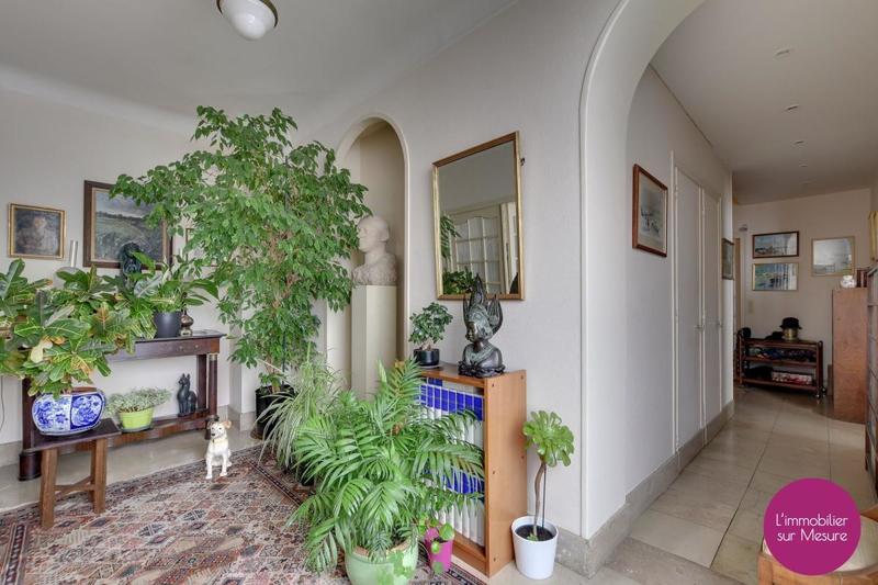 Villa - 260 m² - 9 pièces