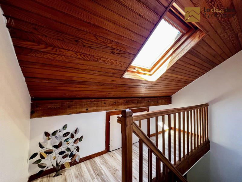 Local commercial - 194 m² - 8 pièces