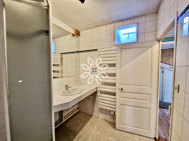 Appartement - 65 m² - 4 pièces