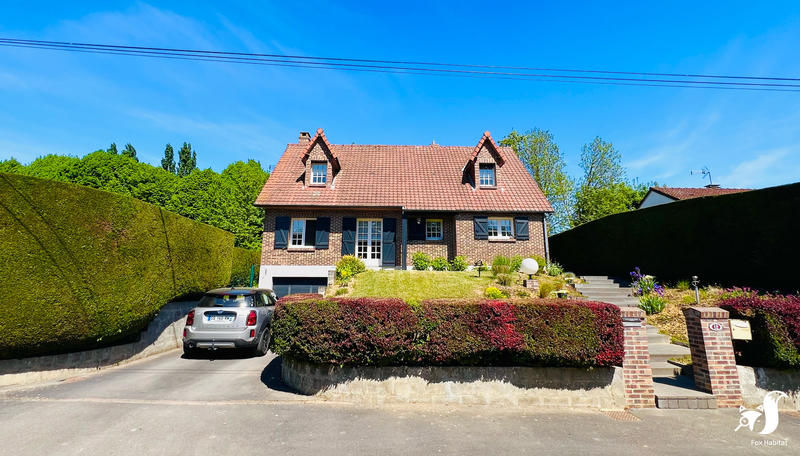 Maison - 140 m² - 9 pièces