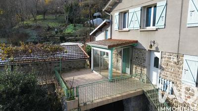 Maison - 106 m² - 6 pièces