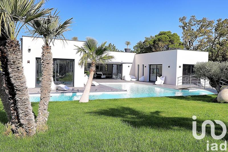 Maison - 210 m² - 4 pièces