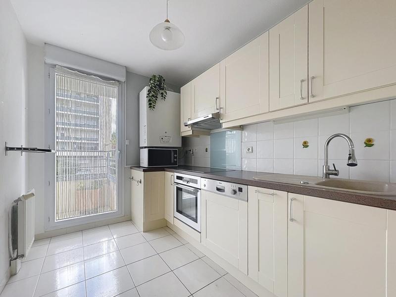 Appartement - 92 m² - 4 pièces