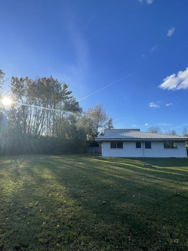 Local d'activités - 655 m²