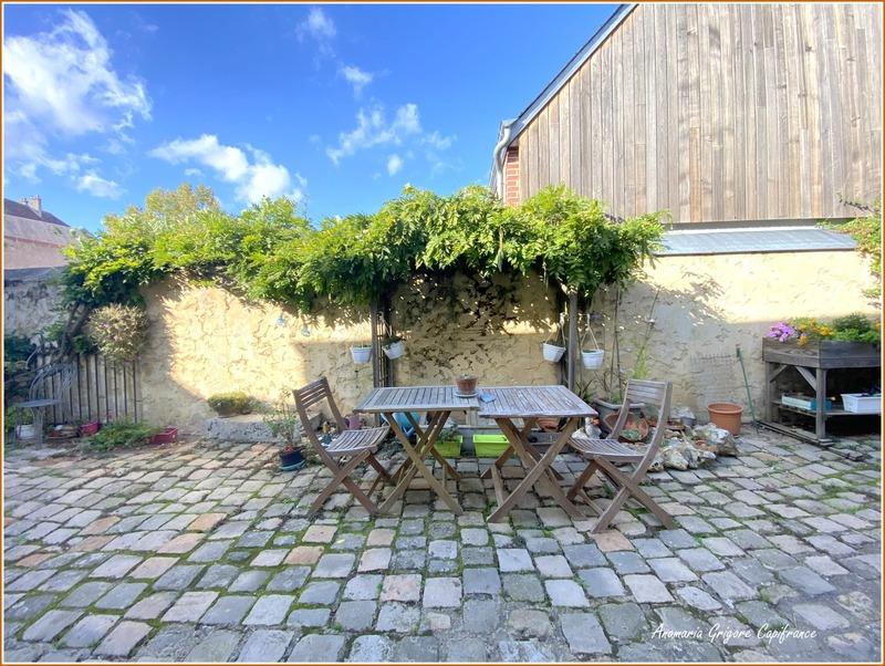 Appartement - 85 m² - 4 pièces