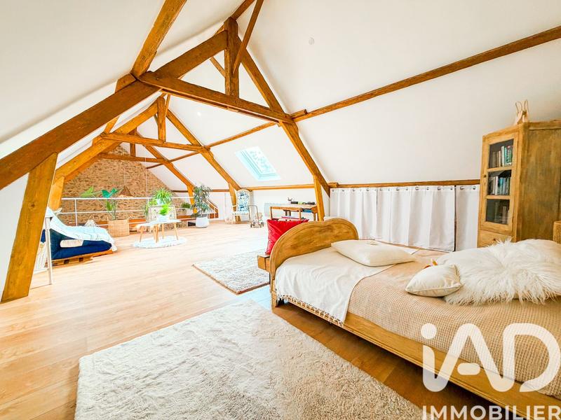 Maison - 333 m² - 7 pièces