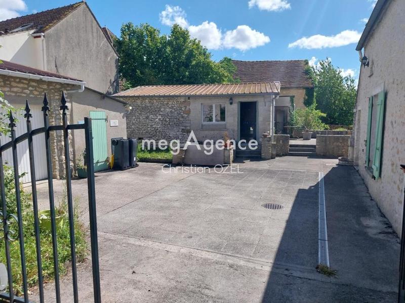 Maison de village - 128 m² - 4 pièces