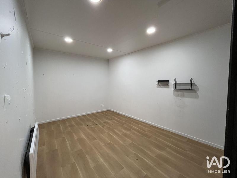 Local commercial - 252 m² - 7 pièces