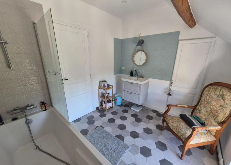 Maison - 231 m² - 8 pièces