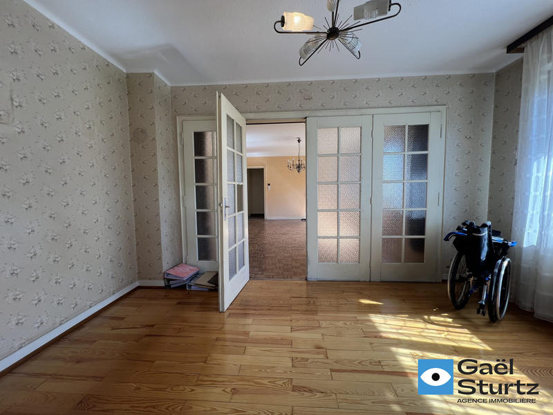 Maison - 182 m² - 8 pièces