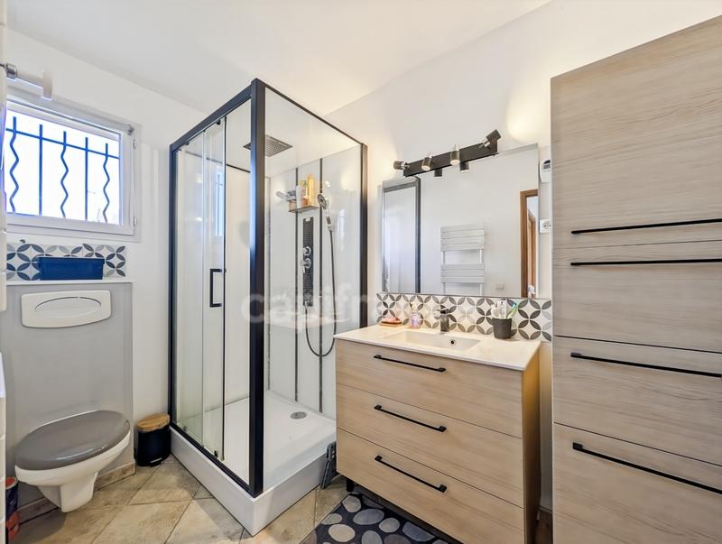 Maison - 121 m² - 5 pièces