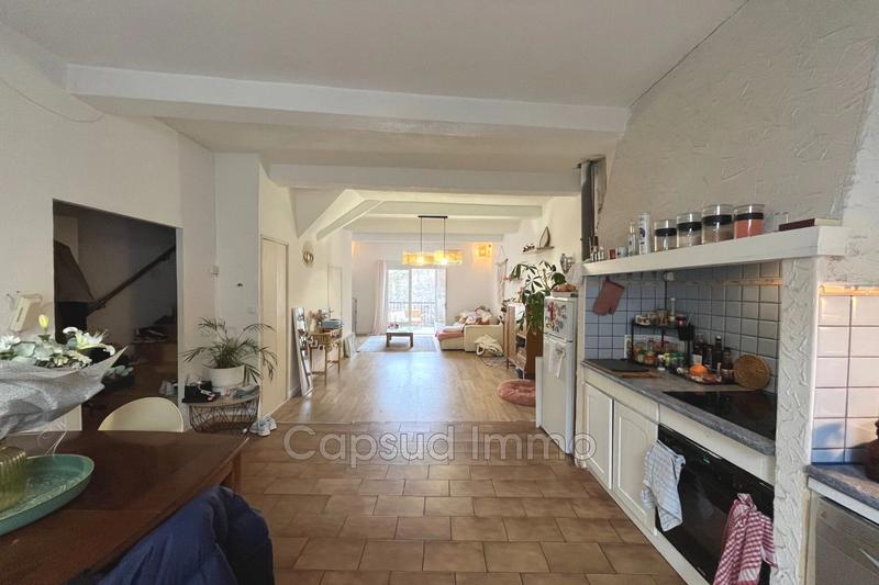 Maison - 104 m² - 4 pièces