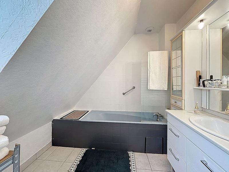 Maison - 77 m² - 4 pièces