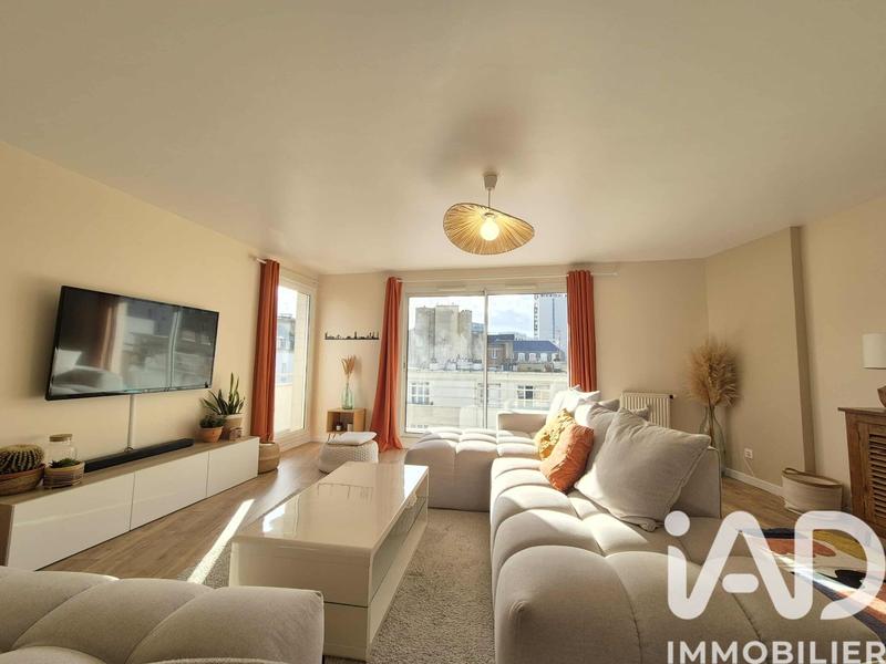 Appartement - 90 m² - 5 pièces