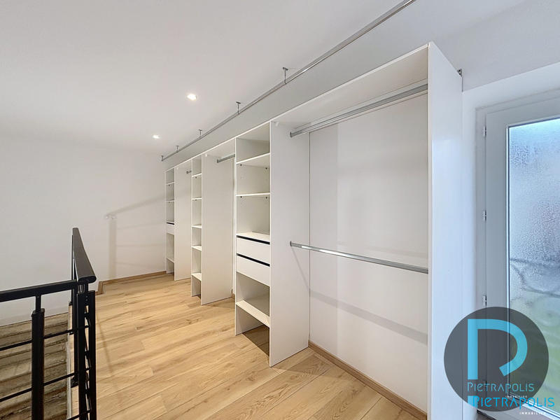 Duplex - 104 m² - 5 pièces