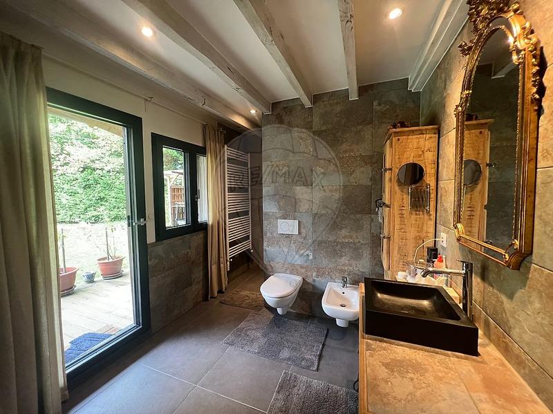 Demeure - 166 m² - 5 pièces