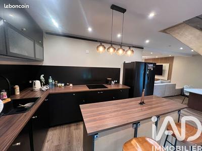 Maison - 110 m² - 5 pièces