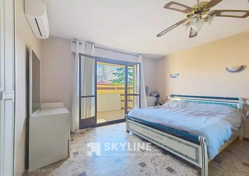 Maison - 223 m² - 6 pièces