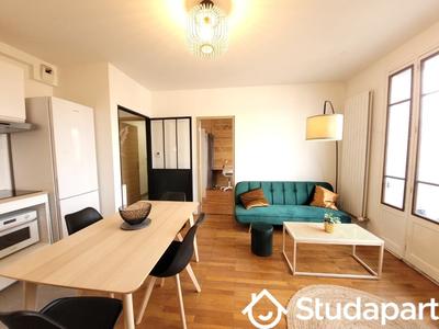 Chambre - 62 m² - 1 pièce