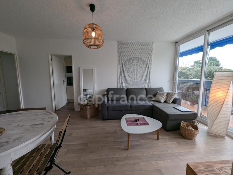 Appartement - 92 m² - 4 pièces