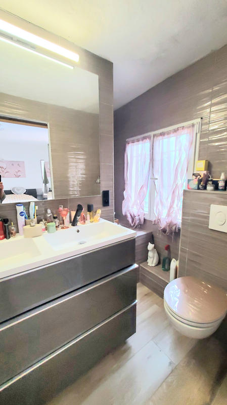 Maison - 192 m² - 7 pièces