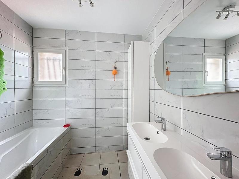 Maison - 110 m² - 4 pièces