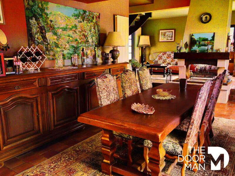 Maison - 178 m² - 7 pièces