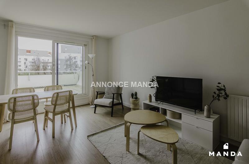 Chambre - 11 m² - 4 pièces