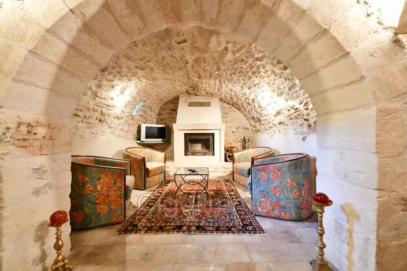 Maison en pierre - 200 m² - 8 pièces