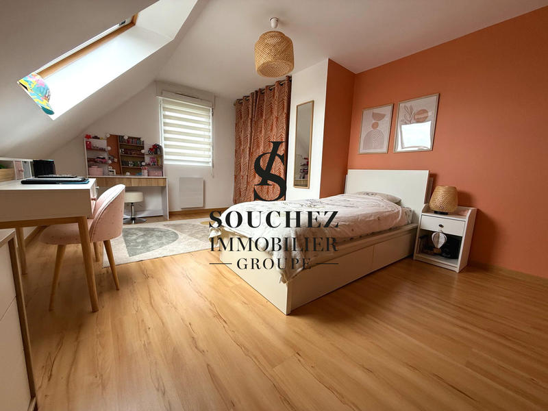 Maison - 185 m² - 7 pièces