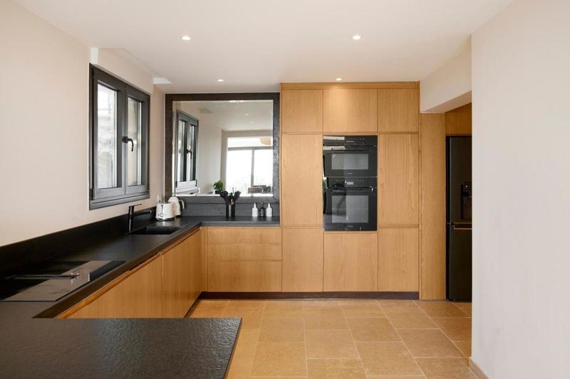 Villa - 260 m² - 7 pièces