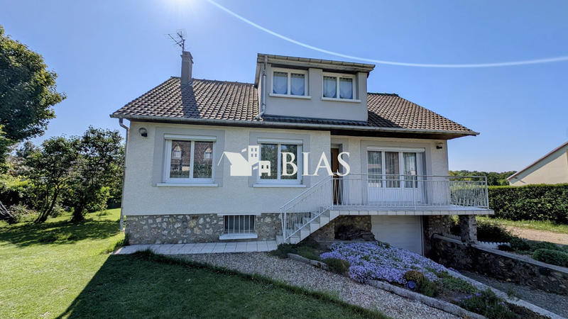 Maison - 102 m² - 5 pièces