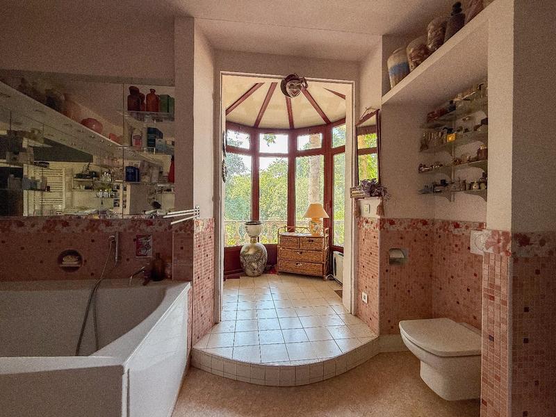 Château - 400 m² - 11 pièces