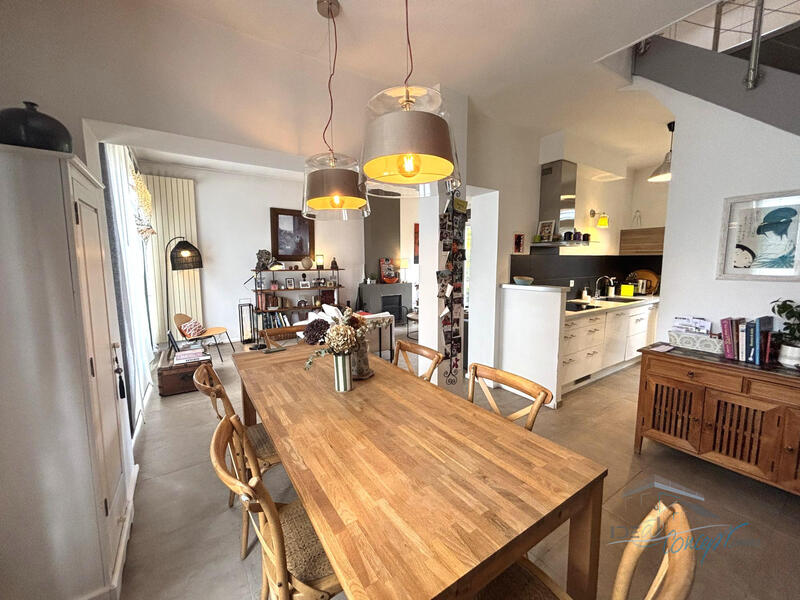 Maison ancienne - 140 m² - 7 pièces