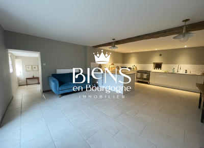 Maison ancienne - 225 m² - 8 pièces