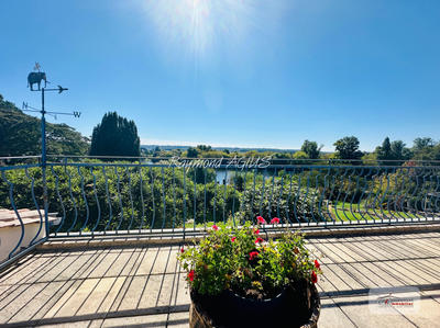 Maison de village - 276 m² - 11 pièces