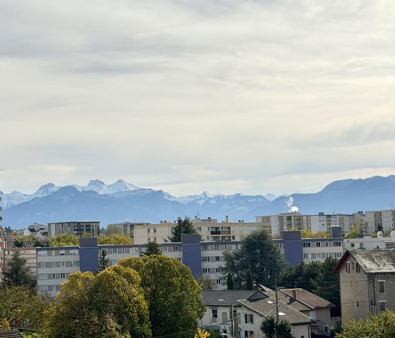 Appartement - 104 m² - 5 pièces