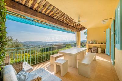 Villa - 280 m² - 7 pièces