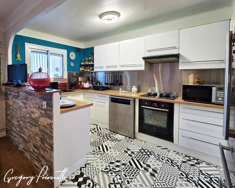 Appartement - 65 m² - 4 pièces