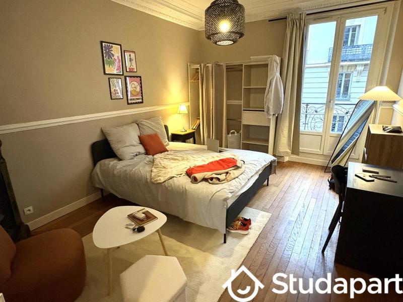 Chambre - 14 m² - 1 pièce