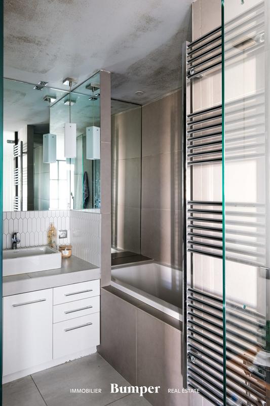 Appartement - 190 m² - 5 pièces