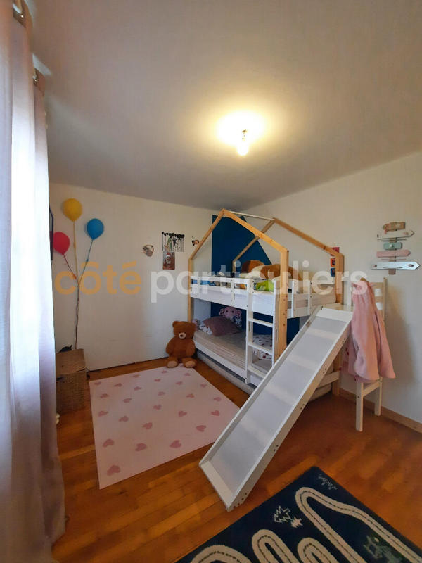 Maison - 93 m² - 4 pièces