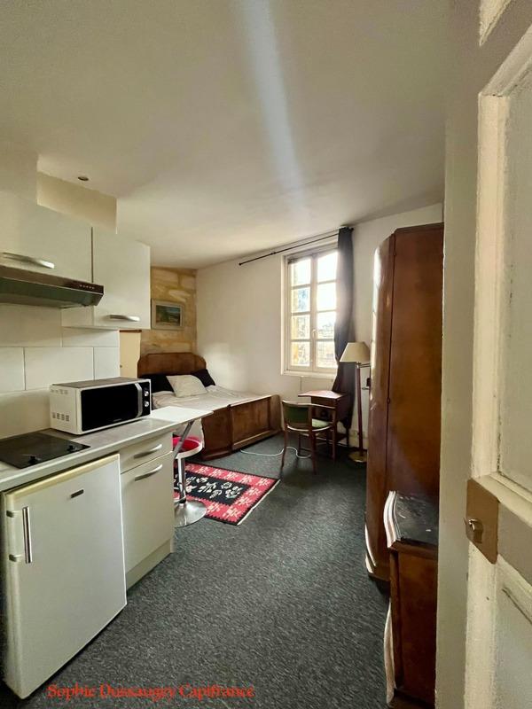 Maison - 230 m² - 8 pièces