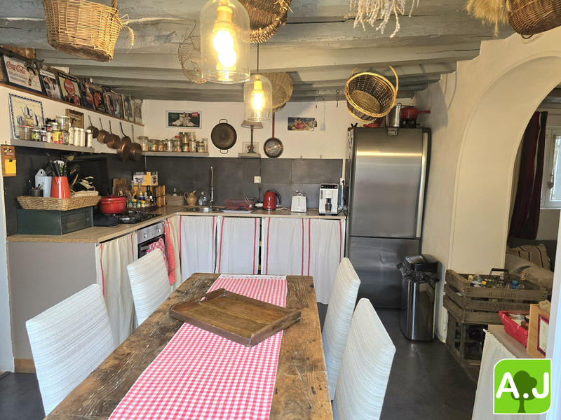 Maison - 84 m² - 4 pièces