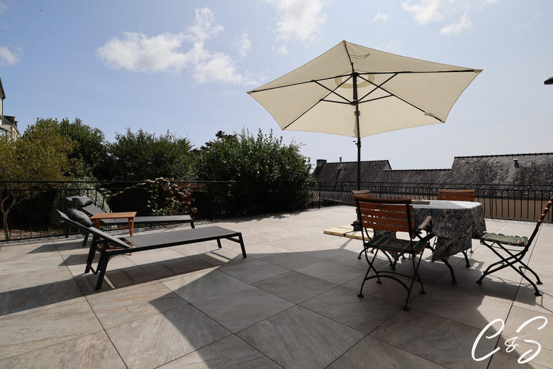 Maison - 161 m² - 6 pièces